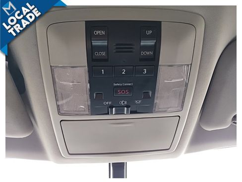 Used 2011 Lexus CT 200h image 25