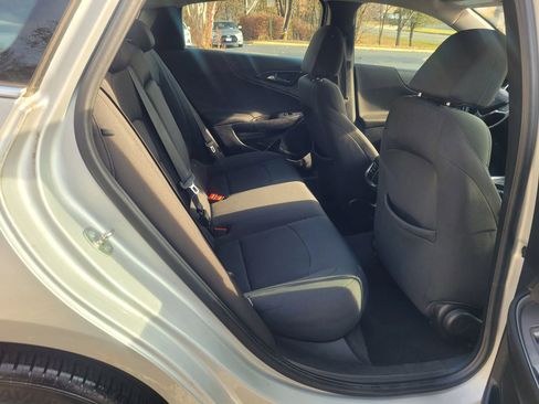 Used 2016 Chevrolet Malibu LT image 15