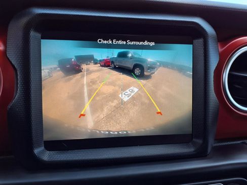 Used 2020 Jeep Wrangler Unlimited Rubicon AWD/4WD image 6