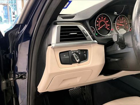 Used 2017 BMW 330i Sedan RWD image 29