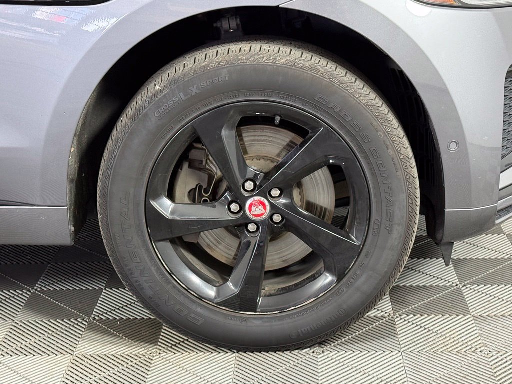Used 2021 Jaguar F-PACE R-Dynamic S AWD/4WD image 11