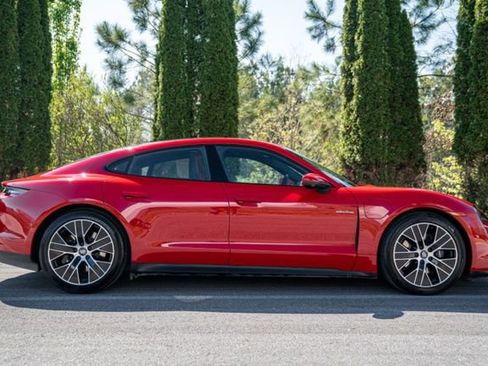 Used 2024 Porsche Taycan RWD image 12