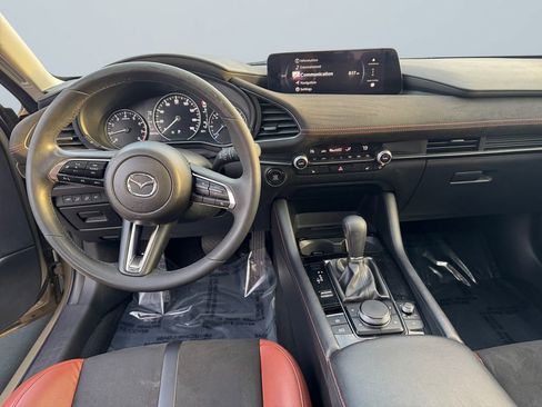 Used 2024 MAZDA MAZDA3 s image 10