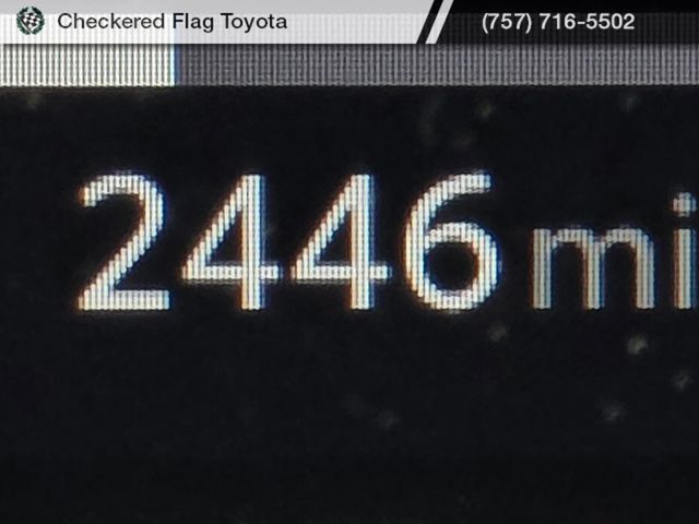 Used 2025 Toyota Tacoma Limited AWD/4WD image 19