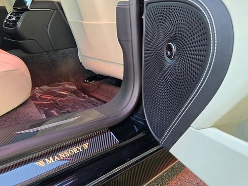 Used 2020 Bentley Flying Spur W12 image 46