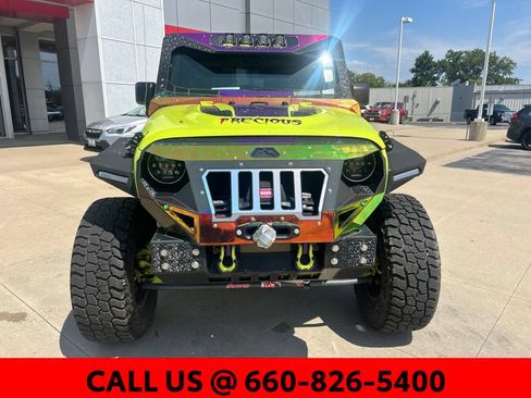 Used 2016 Jeep Wrangler Rubicon AWD/4WD image 3