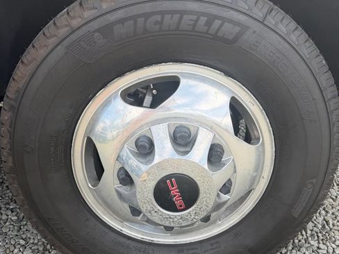 Used 2023 GMC Sierra 3500 Denali AWD/4WD image 22