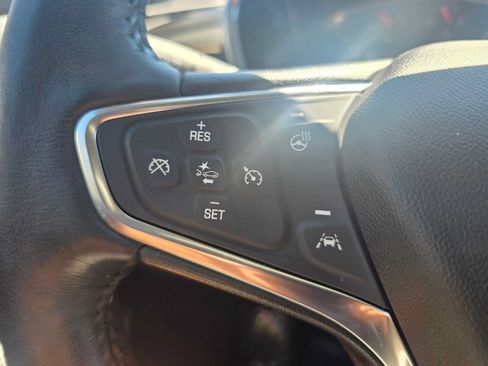 Used 2018 Chevrolet Equinox Premier AWD/4WD image 34