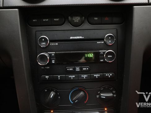 Used 2009 Ford Mustang GT RWD image 43