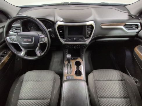 Used 2019 GMC Acadia SLE image 15