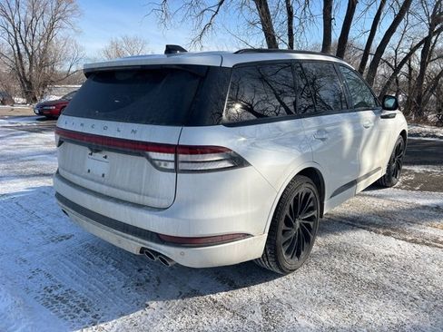 Used 2025 Lincoln Aviator Reserve w/ Equipment Group 201A image 7
