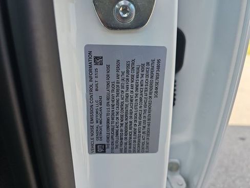 New 2025 Chevrolet Silverado 3500 W/T AWD/4WD image 32