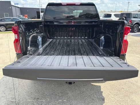 Certified 2025 Chevrolet Silverado 1500 Custom w/ Turbomax Blackout Package AWD/4WD image 24