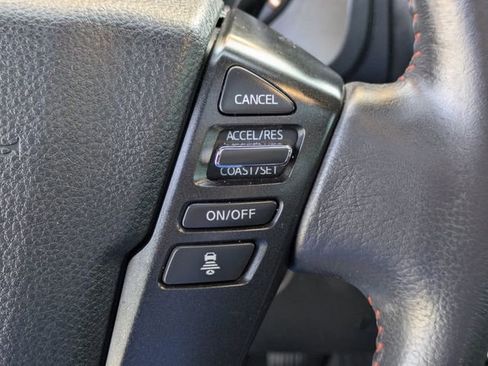 Used 2021 Nissan Titan PRO-4X w/ Pro-4x Convenience Package image 20