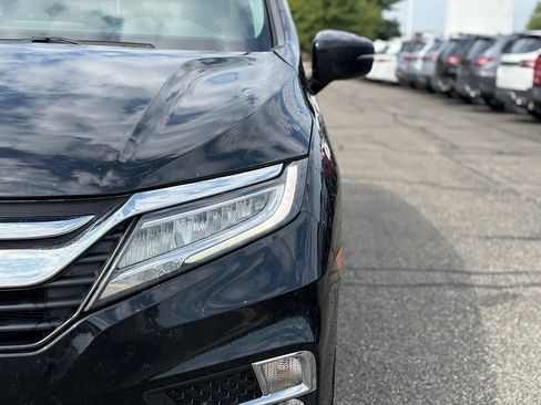 Used 2019 Honda Odyssey Elite image 4