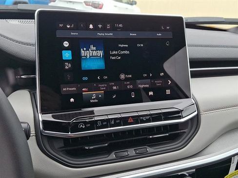 New 2026 Jeep Compass Limited image 13