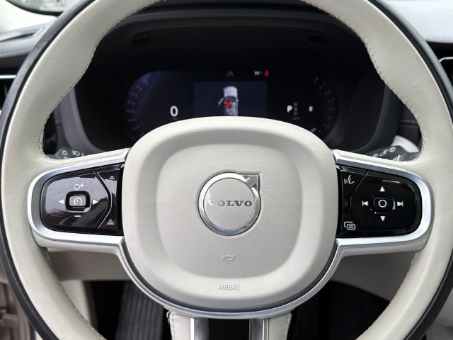 Certified 2026 Volvo XC60 B5 Ultra AWD/4WD image 11