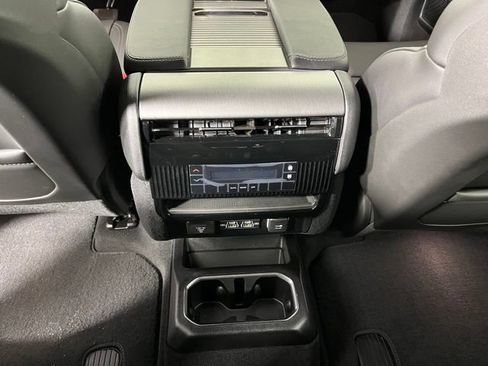 Used 2026 Jeep Grand Wagoneer 4WD image 41