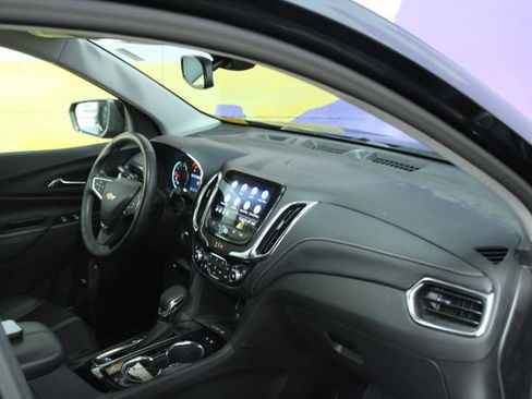 Used 2024 Chevrolet Equinox Premier FWD image 12