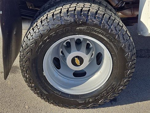 Used 2016 Chevrolet Silverado 3500 W/T image 7