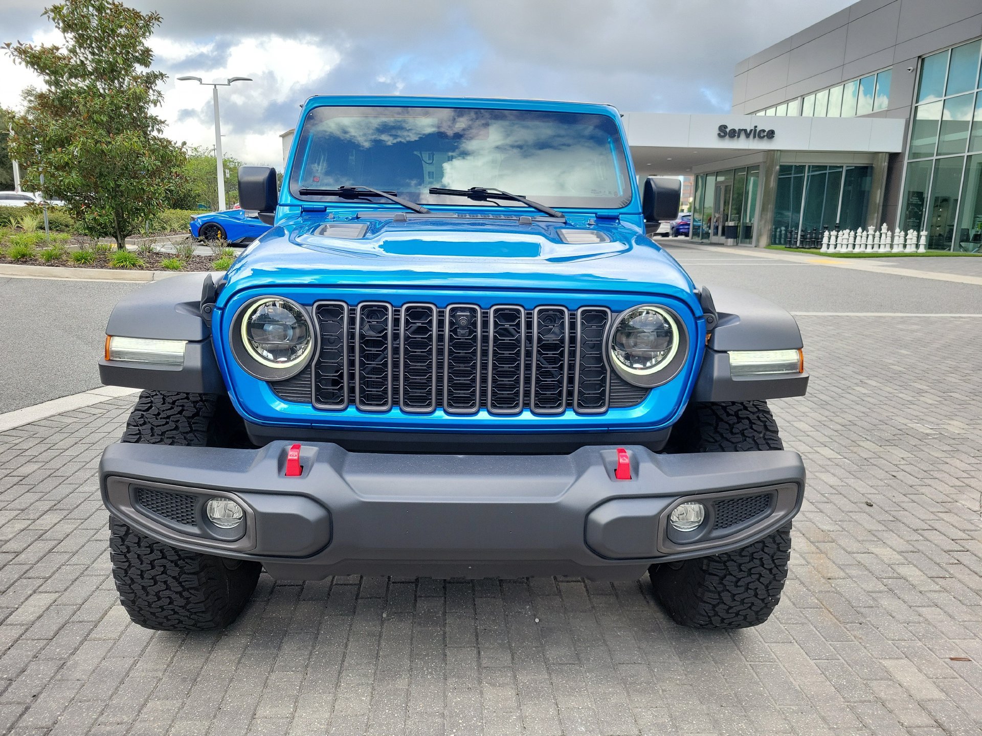 Used 2024 Jeep Wrangler Unlimited Rubicon w/ Technology Group AWD/4WD image 9
