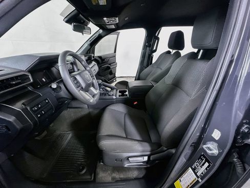 Used 2025 Toyota 4Runner SR5 RWD image 17