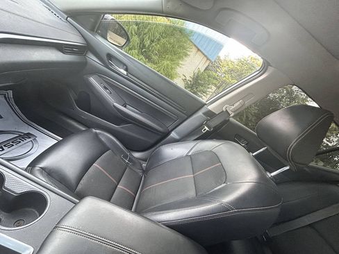 Used 2019 Nissan Altima 2.5 SR w/ SR Premium Package FWD image 19