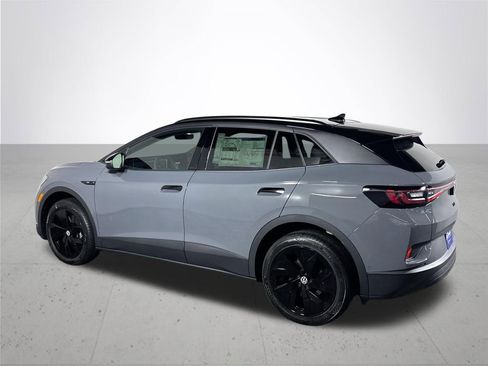 New 2025 Volkswagen ID.4 Pro S Plus image 8