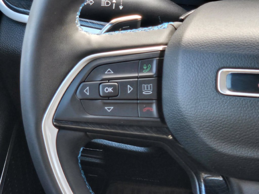Used 2023 Jeep Grand Cherokee Trailhawk w/ Advanced Protech Group II AWD/4WD image 15