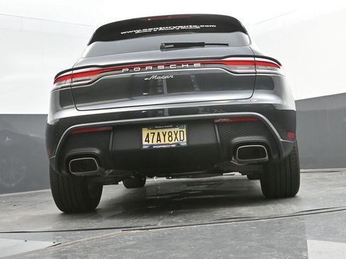 New 2025 Porsche Macan image 34