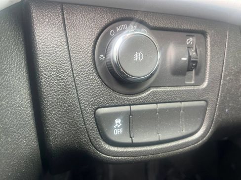 Used 2018 Chevrolet Spark LT FWD image 14