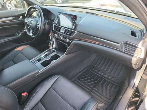 Used 2019 Honda Accord Sport image 19
