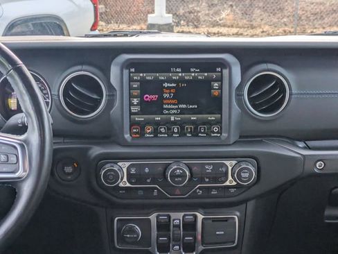 Used 2021 Jeep Wrangler Unlimited Rubicon 4xe w/ Steel Bumper Group image 18