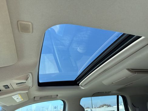 Used 2017 GMC Yukon Denali w/ Open Road Package image 15