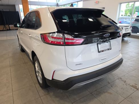 Used 2024 Ford Edge SEL w/ Convenience Package AWD/4WD image 10