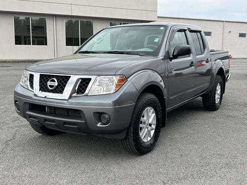 Used 2021 Nissan Frontier SV image 7