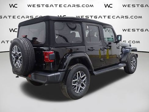 Used 2024 Jeep Wrangler Unlimited Sahara AWD/4WD image 42