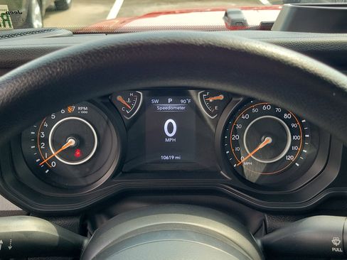 Used 2024 Jeep Gladiator Sport AWD/4WD image 24