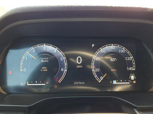 Certified 2023 Jeep Grand Cherokee Limited w/ Black Appearance Package AWD/4WD image 30