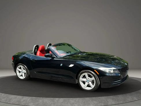 Used 2009 BMW Z4 sDrive30i RWD image 12