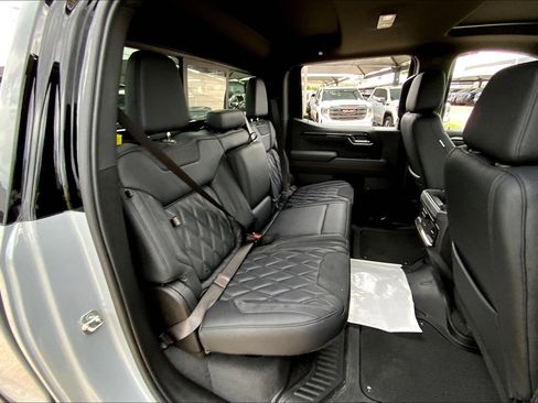 New 2025 GMC Sierra 1500 AT4 w/ AT4 Premium Package image 24