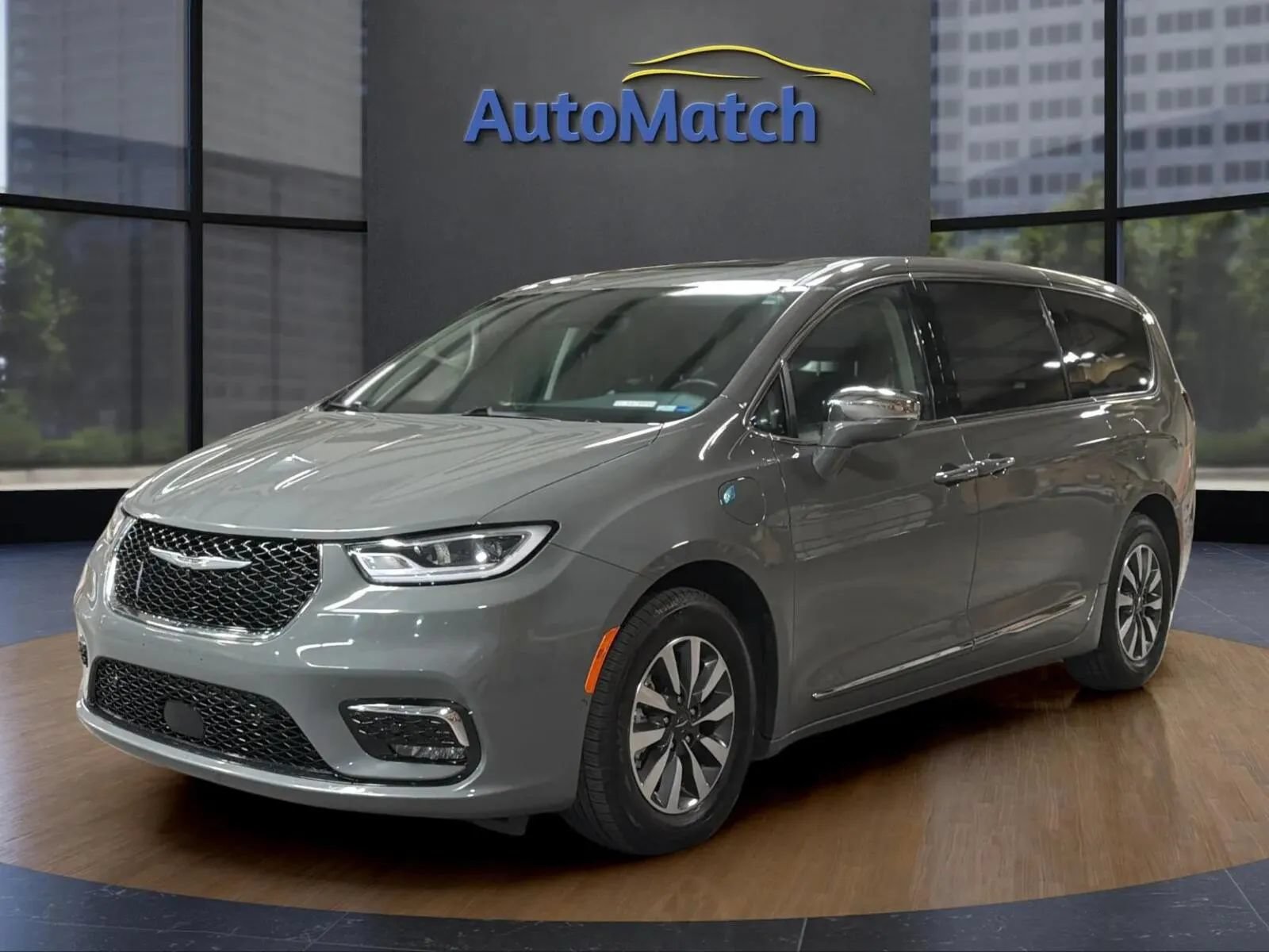Used 2022 Chrysler Pacifica Limited FWD image 4