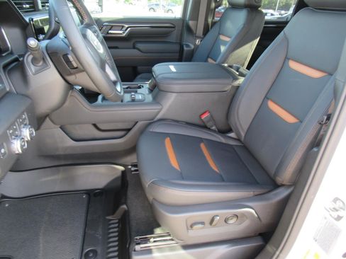 New 2026 GMC Sierra 2500 AT4 w/ AT4 Premium Plus Package AWD/4WD image 22