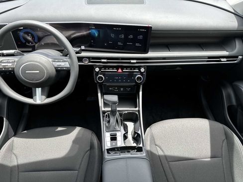 New 2026 Hyundai Tucson SEL image 13