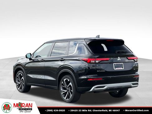 Used 2024 Mitsubishi Outlander FWD image 4