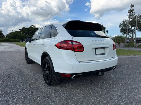 Used 2014 Porsche Cayenne AWD/4WD image 8