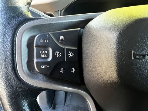 Used 2023 Ford Bronco Wildtrak image 19