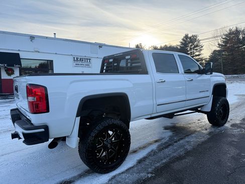 Used 2015 GMC Sierra 2500 Denali image 15