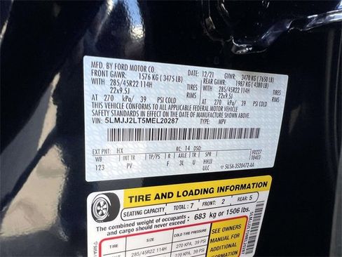 Certified 2021 Lincoln Navigator Reserve w/ Luxury Package image 19