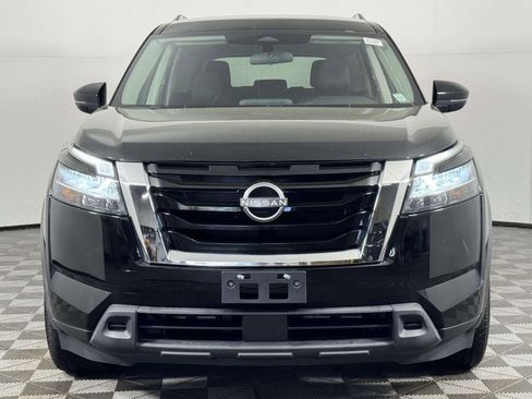 Used 2022 Nissan Pathfinder SV AWD/4WD image 6